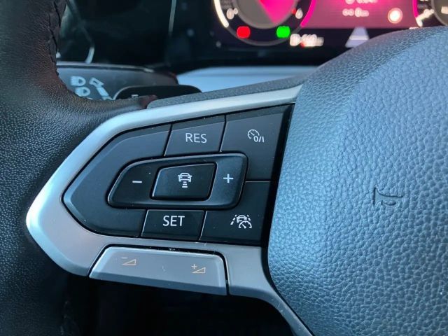 Volkswagen Golf DSG Life Variant