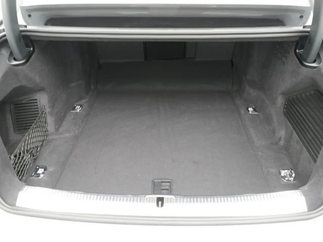 Audi S8 STANDHZ LUFT MATRIX RAUTE LEDER MASSAGE HU