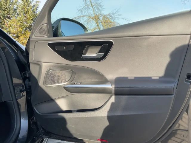 Mercedes-Benz C 220 4MATIC C 220 d Estate