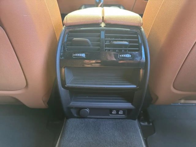 BMW 530 xe LASER+LEDER+HUD+ACC+PANO+DAB+BT+MFL+AHK+