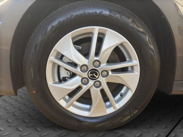 Mazda 2 Center-Line 1.5L Hybrid VVT-i ACC RFK SHZ PDC