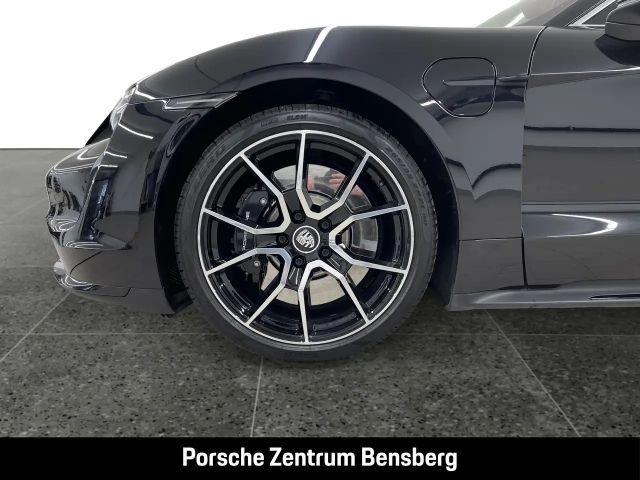 Porsche Taycan Sport Turismo Turbo