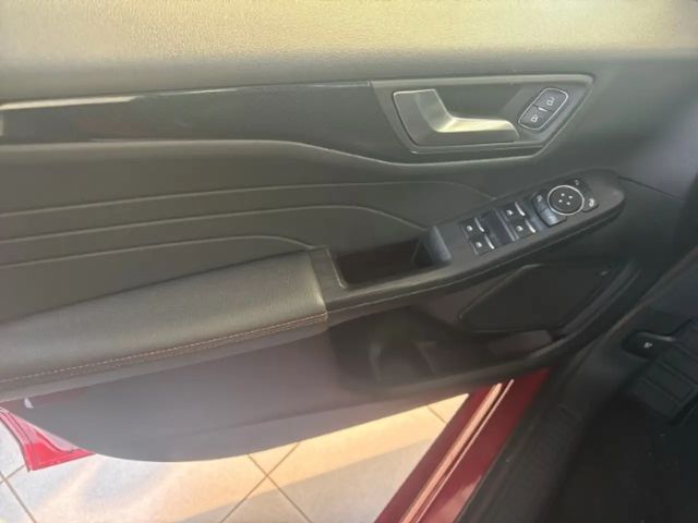 Ford Kuga Plug in Hybrid ST Line X