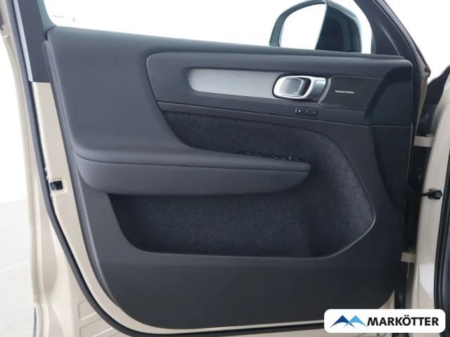 Volvo XC40 Dark Plus