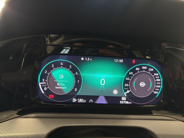 Volkswagen Golf 1.5 TSI Golf VIII IQ.Drive