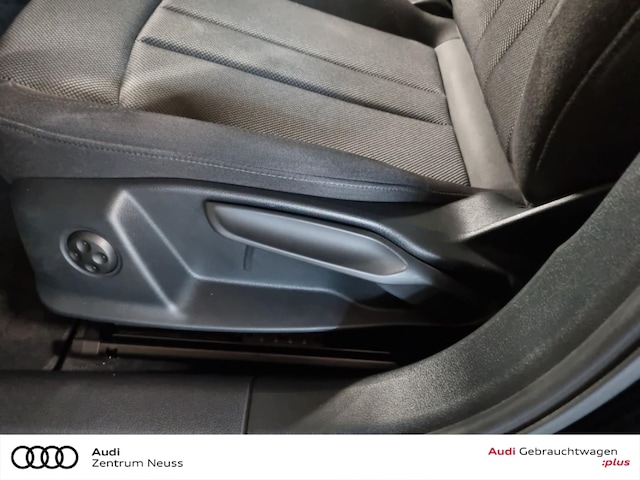 Audi A4 40 TDI Quattro S-Line S-Tronic Sedan