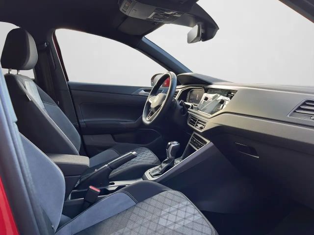 Volkswagen Taigo 1.0 TSI DSG R-Line