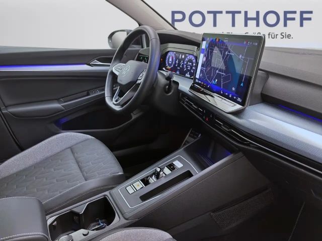 Volkswagen Golf 1.5 eTSI DSG Variant