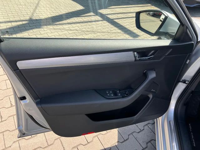 Skoda Superb 2.0 TDI Ambition Combi