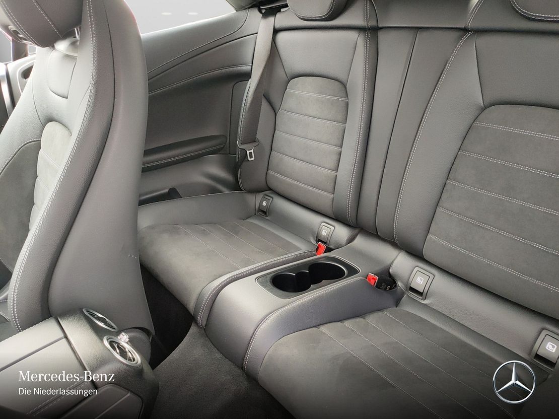 Mercedes-Benz C 200 AMG Line Cabriolet