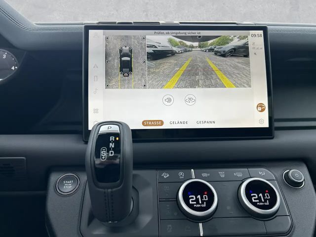 Land Rover Defender 110 D300 SE