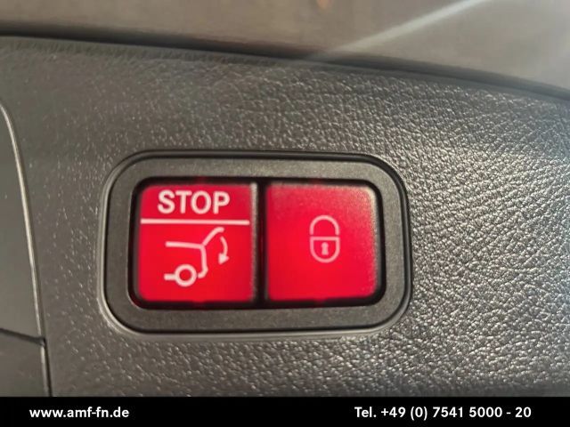 Mercedes-Benz GLA 180 AMG Line