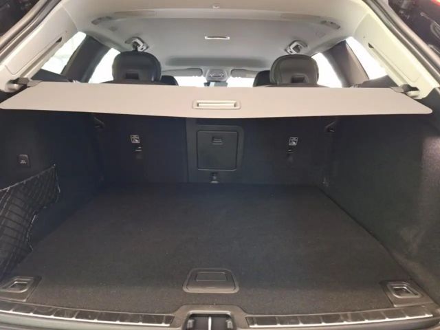 Volvo XC60 AWD Dark Plus T6