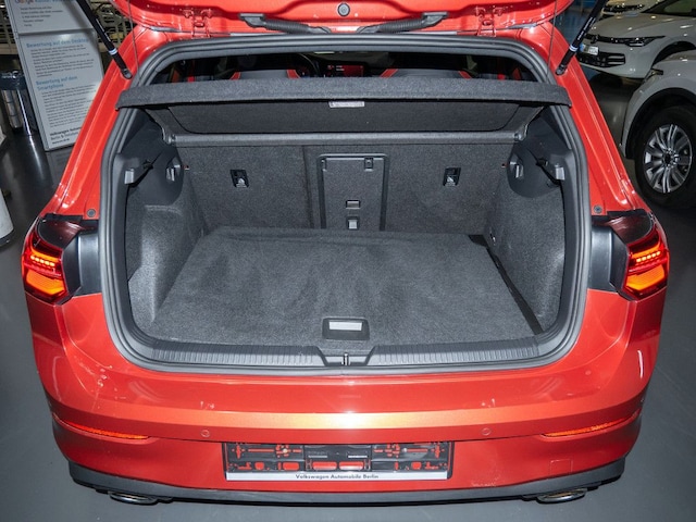 Volkswagen Golf 2.0 TSI GTI Golf VIII Style