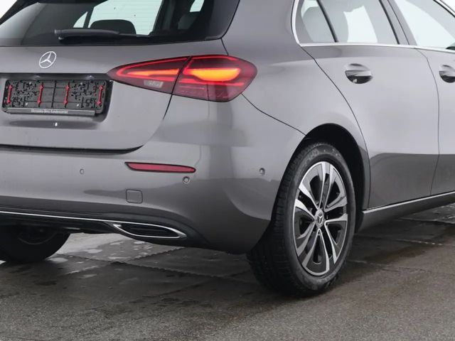 Mercedes-Benz A 200 A 200 d Hatchback