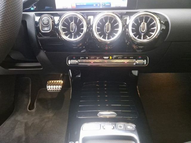 Mercedes-Benz CLA 180 Coupé