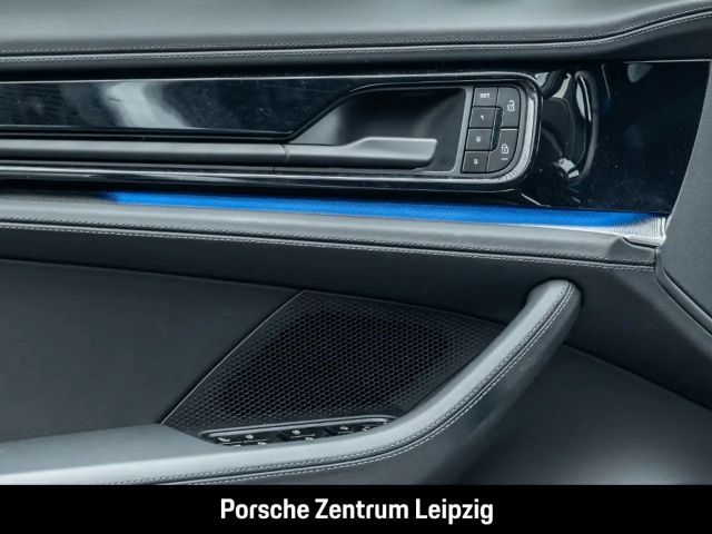 Porsche Panamera 4 E-Hybrid