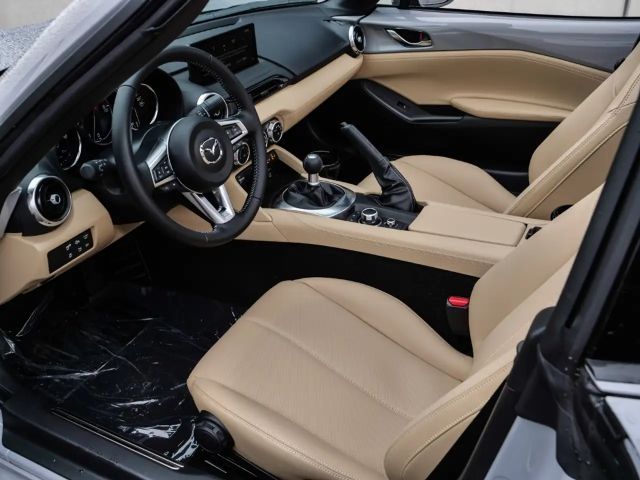 Mazda MX-5 RF SkyActiv