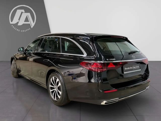 Mercedes-Benz E 200 AVANTGARDE Estate