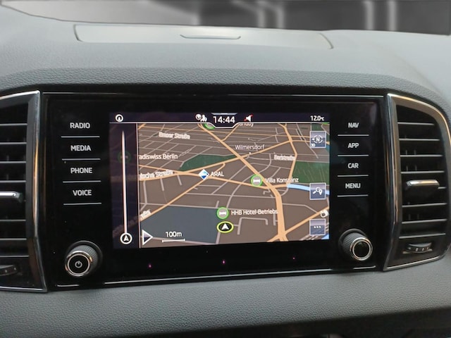 Skoda Karoq 1.5 TSI Ambition