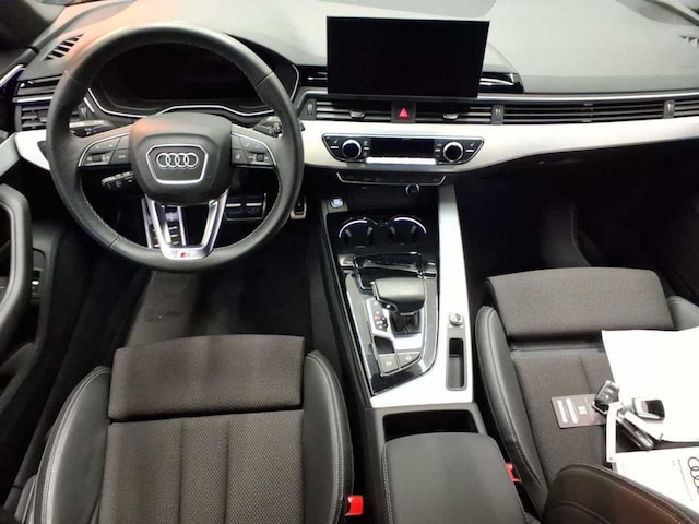 Audi A4 40 TFSI Avant S-Line S-Tronic