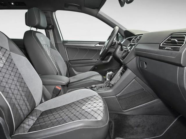 Volkswagen Tiguan 4Motion Allspace DSG R-Line