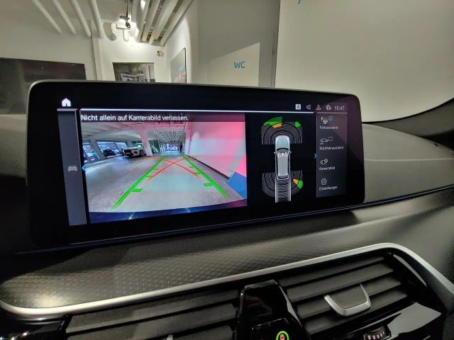 BMW 530 530e M-Sport