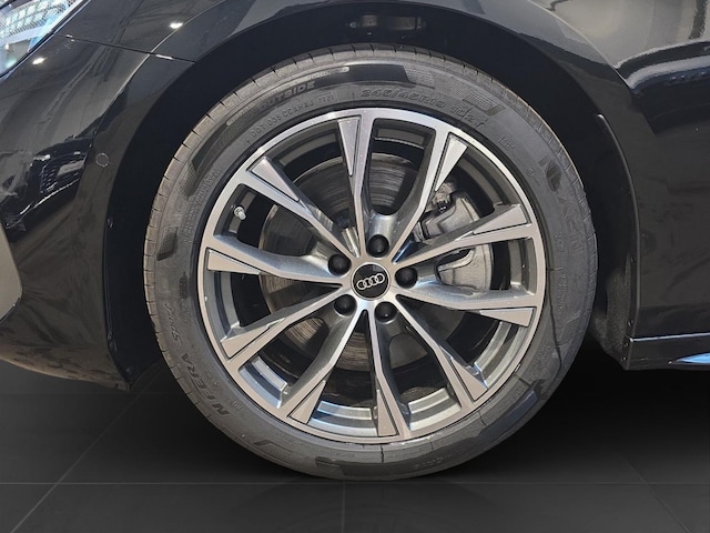 Audi A6 Avant Quattro S-Tronic