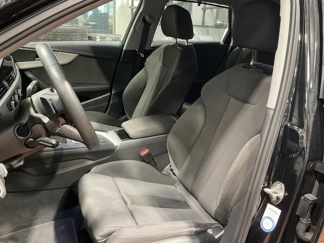 Audi A4 40 TDI Avant S-Tronic