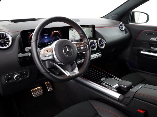 Mercedes-Benz EQA 350 4MATIC AMG Line