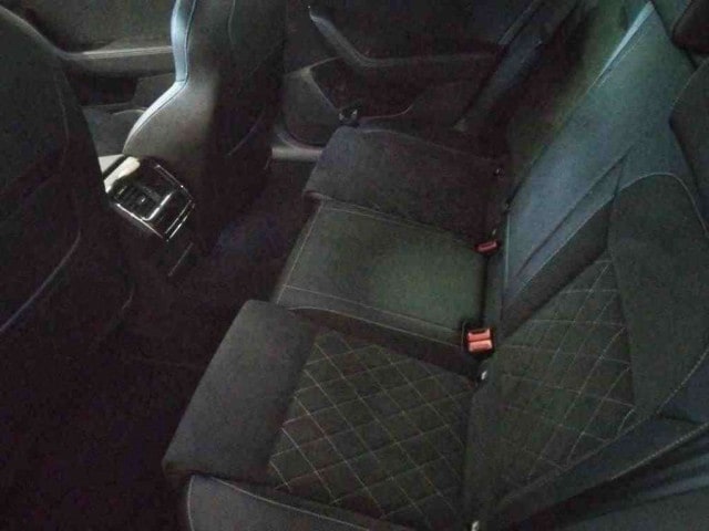 Skoda Superb 2.0 TDI Combi Sportline