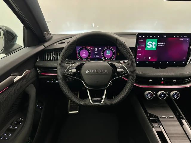 Skoda Superb Sportline iV