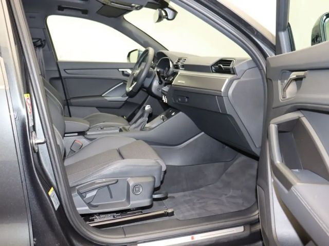 Audi Q3 35 TFSI S-Line