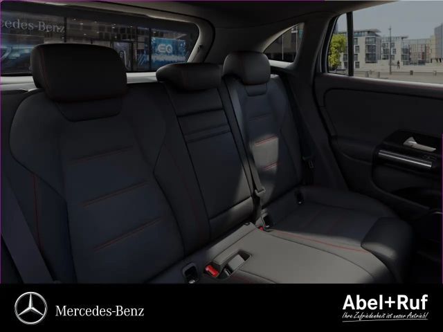 Mercedes-Benz EQA 300 4MATIC AMG Line