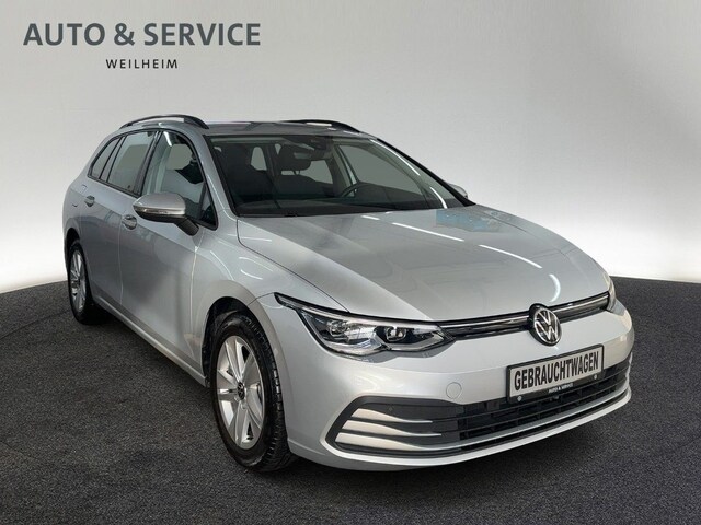 Volkswagen Golf 1.5 eTSI DSG Life Variant