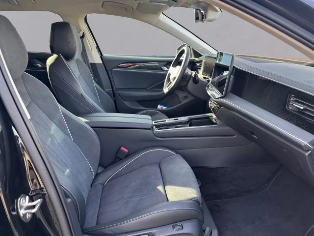 Volkswagen Passat 1.5 eTSI Business DSG