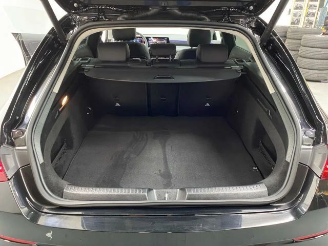 Mercedes-Benz CLA 200 Shooting Brake