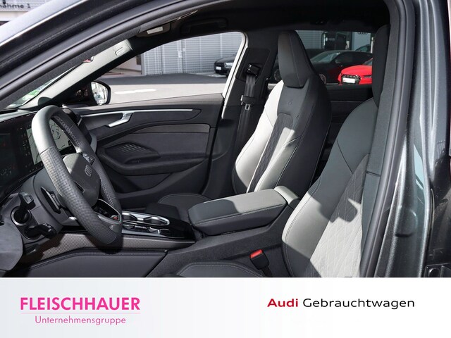 Audi A6 Avant Quattro S-Tronic