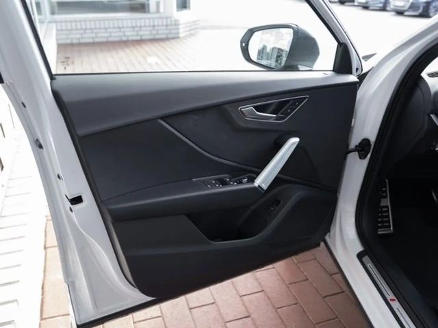 Audi Q2 35 TFSI S-Line