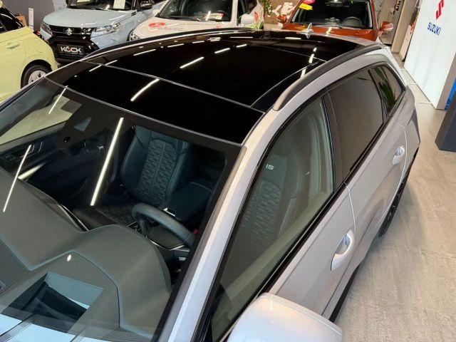 Audi RS6 Avant Performance Quattro