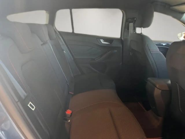 Ford Focus EcoBoost ST Line Wagon