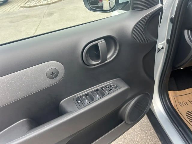 Hyundai INSTER 49 kWh