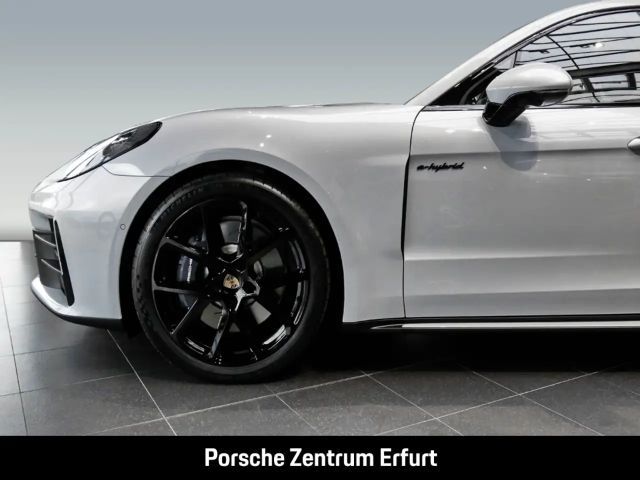 Porsche Panamera 4 E-Hybrid