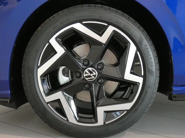 Volkswagen Golf 1.5 eTSI DSG R-Line