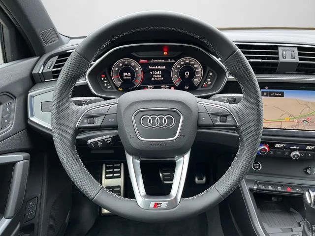 Audi Q3 S-Line