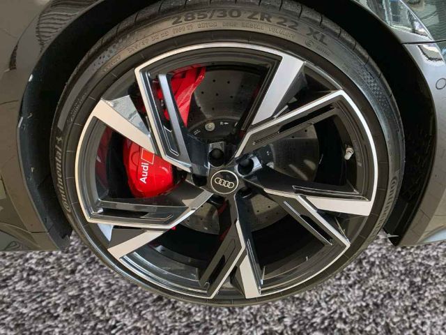 Audi RS6 Avant Quattro