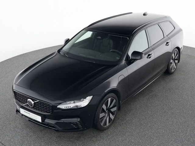 Volvo V90 AWD Dark Plus T6