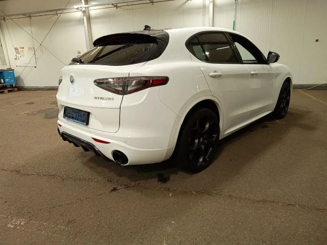 Alfa Romeo Stelvio Q4