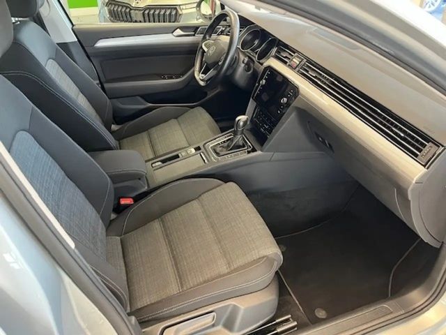 Volkswagen Passat 2.0 TDI Business DSG Variant