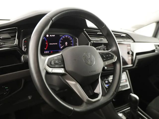 Volkswagen Touran DSG Highline